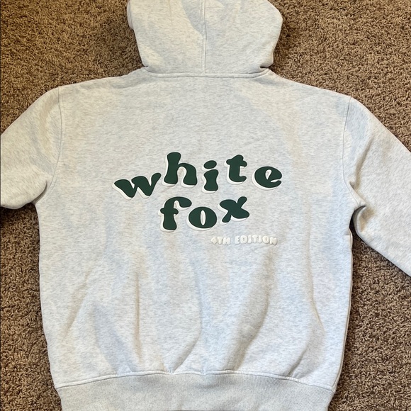 White Fox Boutique Lounge Set - Picture 4 of 7